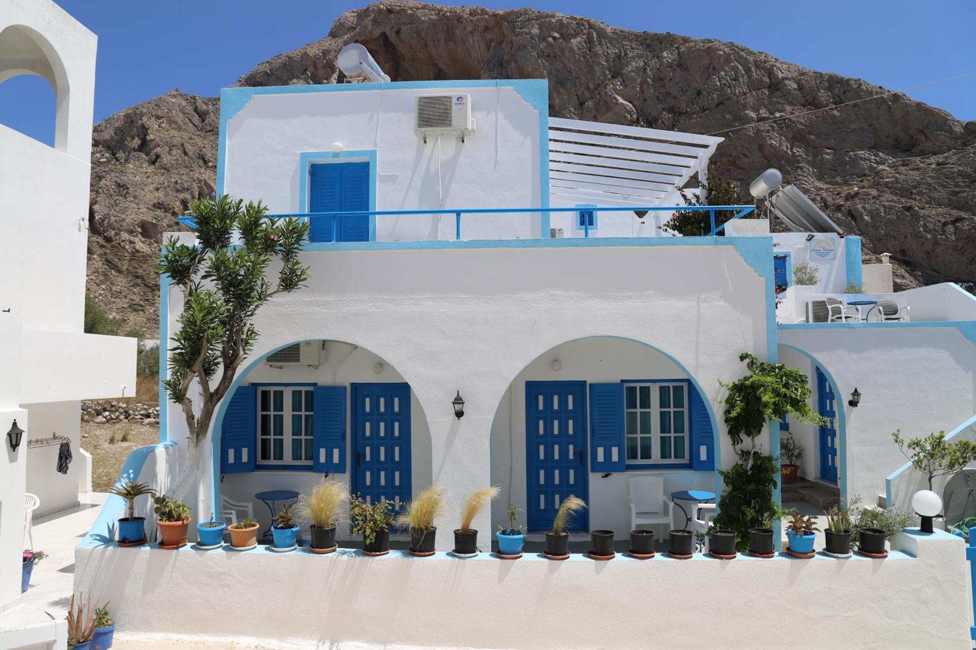 Santorini Seaside Retreat - Flora'S Summer Escape Perissa  Dış mekan fotoğraf