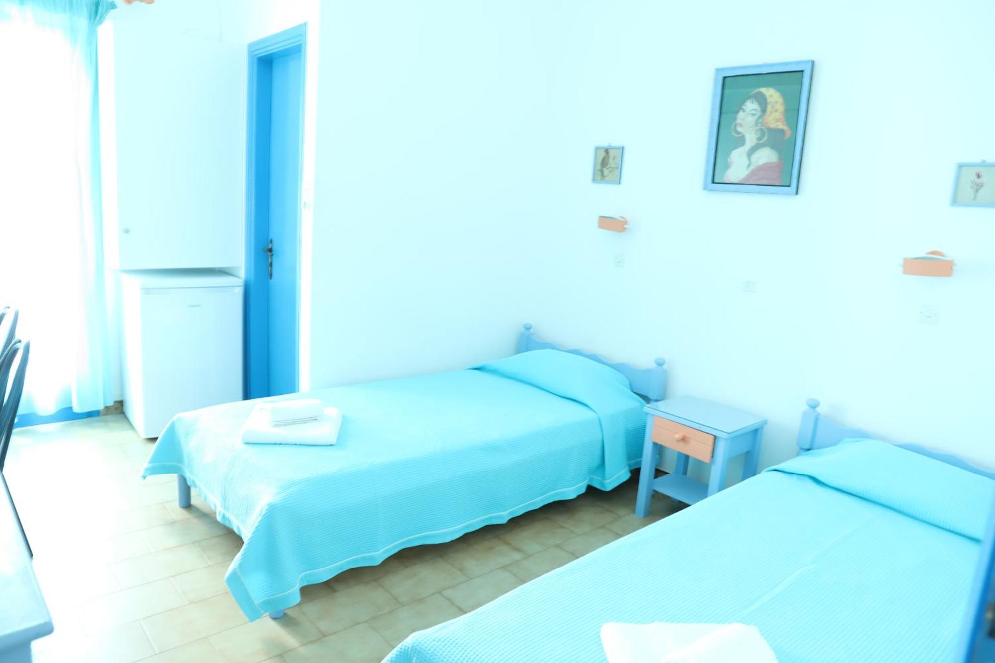 Santorini Seaside Retreat - Flora'S Summer Escape Perissa  Dış mekan fotoğraf